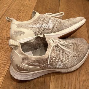 Nike Air Zoom Flyknit Racer